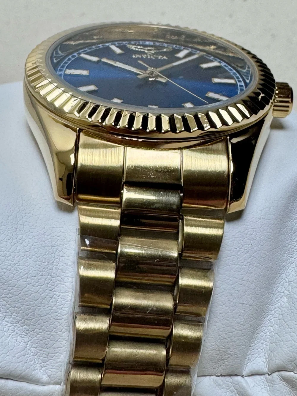 Invicta Men's Blue Dial 40mm Quartz Watch Gold-Tone Fluted Bezel NWT